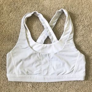 Lululemon Run Stuff Your Bra II size 6 white/gray